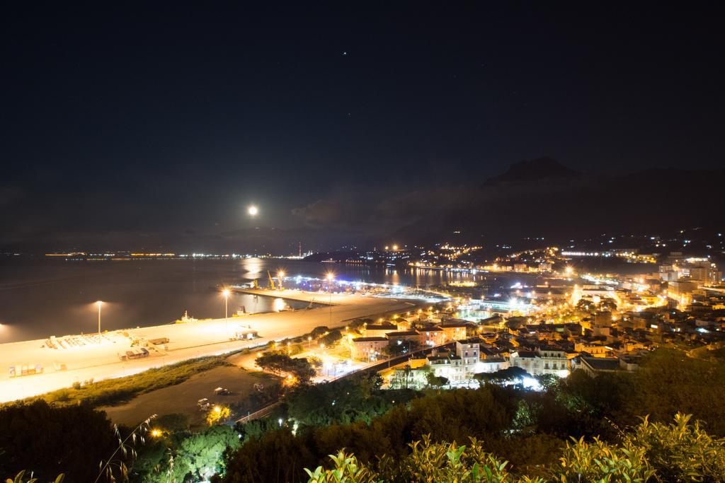 Hotel Il Gabbiano Termini Imerese Exterior foto